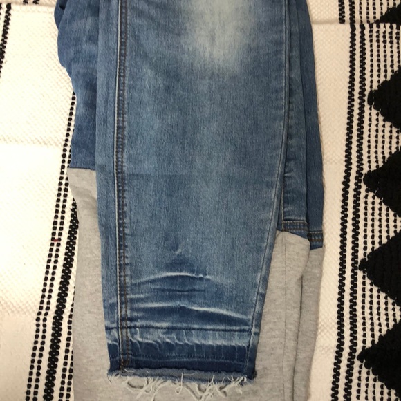 Maternity blue jeans - Picture 3 of 3